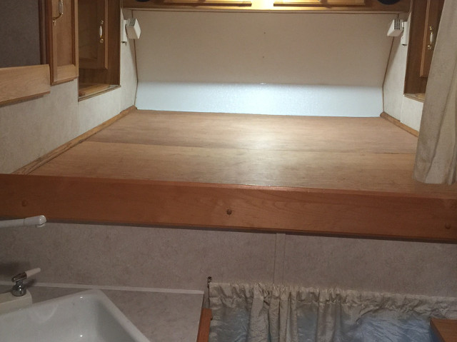 Apex15X Rent RV Denver hynrid trailer